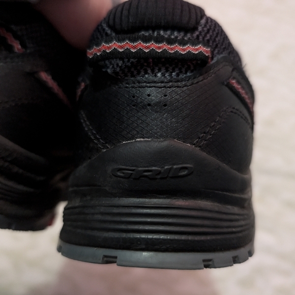 Man's Sneakers & Athletic Shoes Saucony Grid Escape TR5 - Picture 6 of 8
